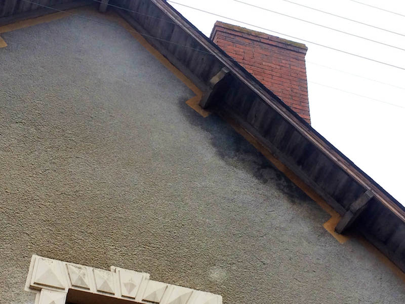 Avis sur taches mur extérieur problème fuite cheminée. murs ... Cheminée Exterieure Créatif